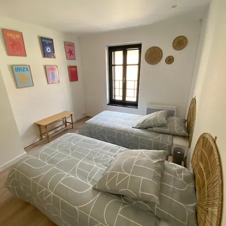 La Maison Du Roi Arthur Appartement *