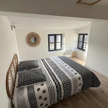 La Maison Du Roi Arthur Appartement *