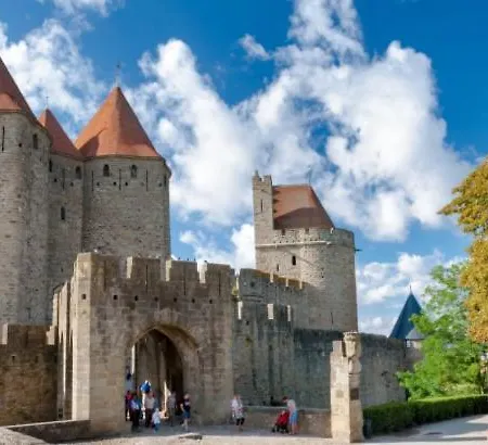 La Maison Du Roi Arthur * カルカソンヌ